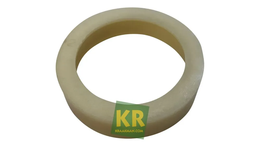 Sale | John Deere M166040 SPACER